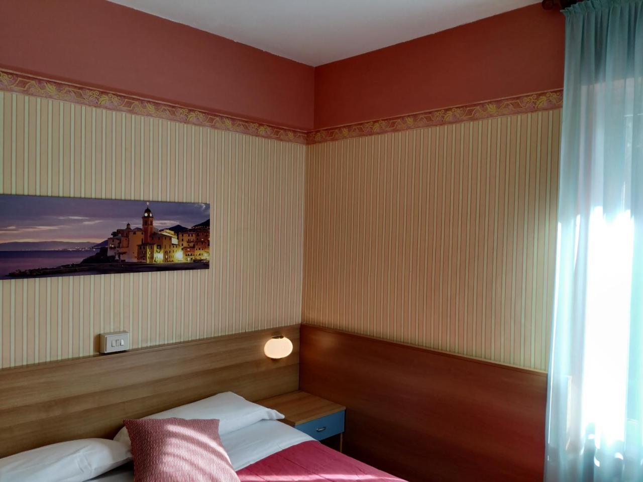 Augusta Albergo B&B Камольи Экстерьер фото